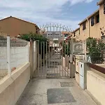 F2 Bord De Apartment Frontignan
